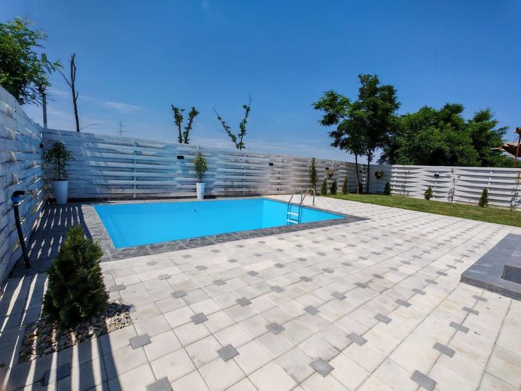 Casă individuală cu 4 camere cu Piscina în Berceni