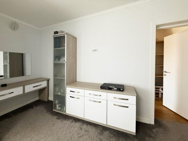 Duplex cu 7 camere cu Canalizare în Cumpăna