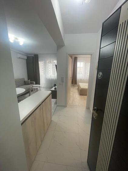Apartament cu 2 camere semidecomandat în Militari