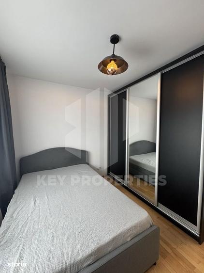 Apartament cu 3 camere, mobilat în Tineretului