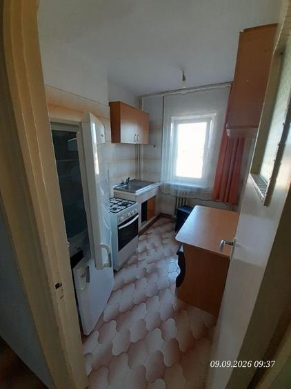 Apartament cu 2 camere semidecomandat în Trivale