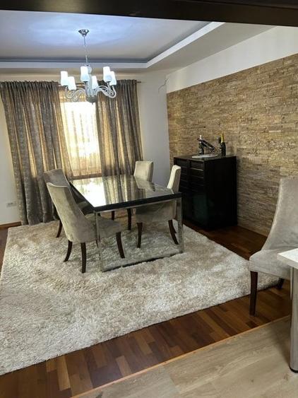 Casă individuală cu 5 camere cu Canalizare în Trivale