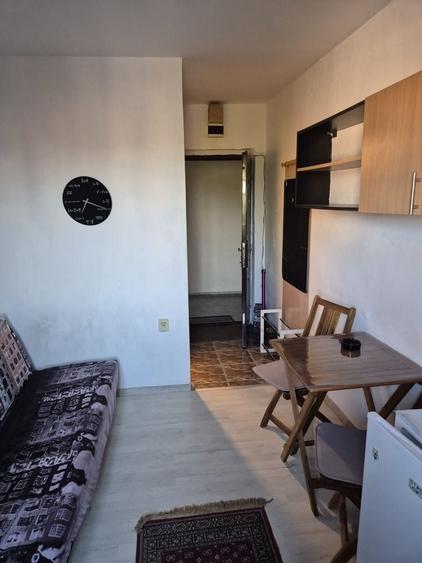 Garsonieră decomandată în Complex Studențesc