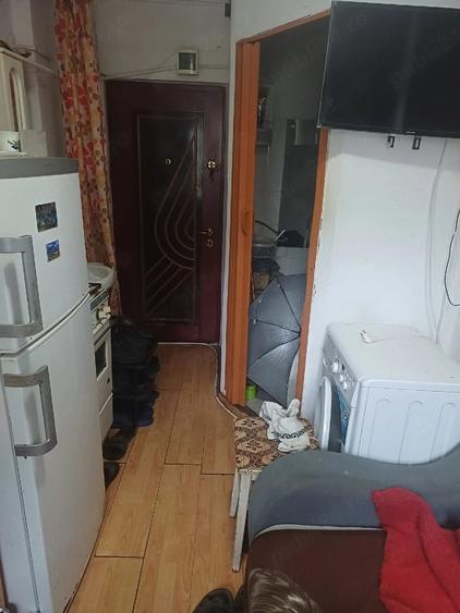Garsonieră decomandată în Micro 19