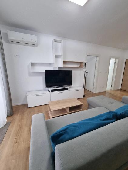 Apartament cu 2 camere decomandat în Torontalului