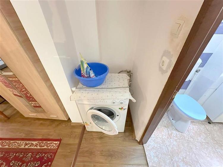 Apartament cu 2 camere semidecomandat în Mioriței