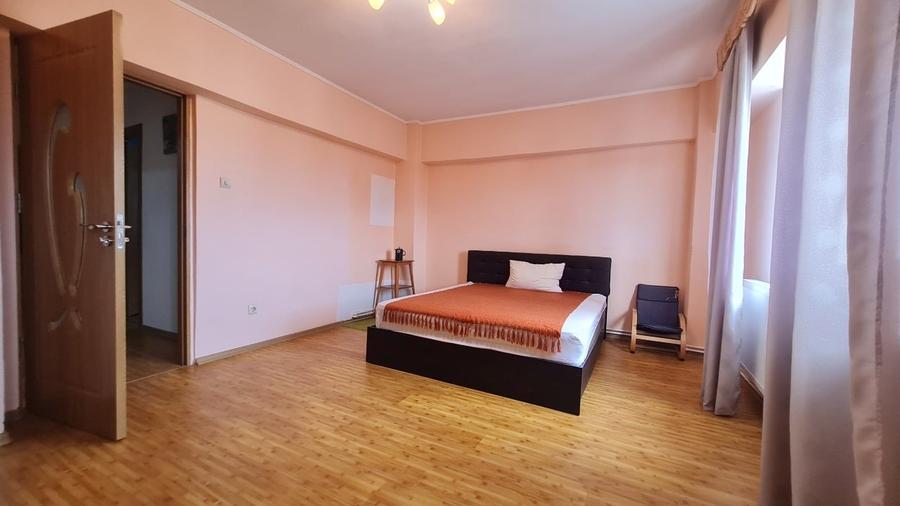 Apartament cu 2 camere decomandat, mobilat în Câmpineanca