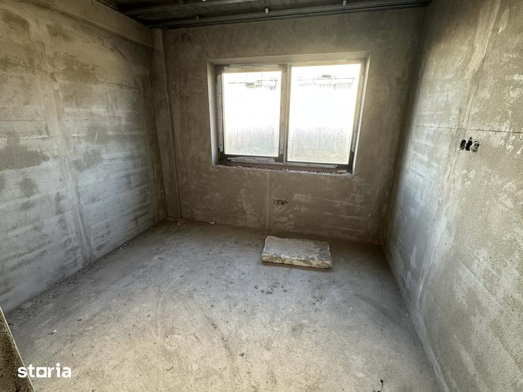 Apartament cu 2 camere în Micro 17