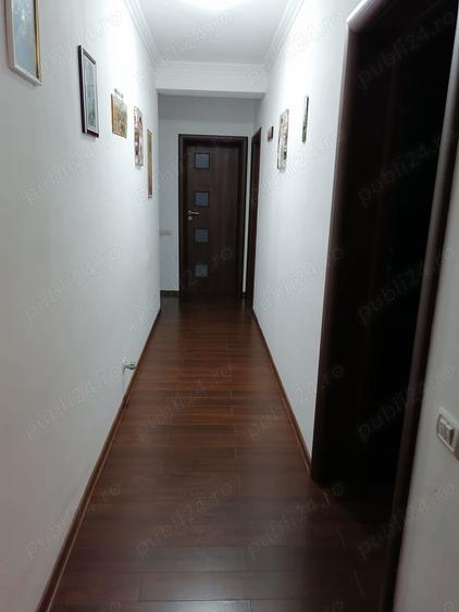 Apartament cu 3 camere decomandat în Popești-Leordeni