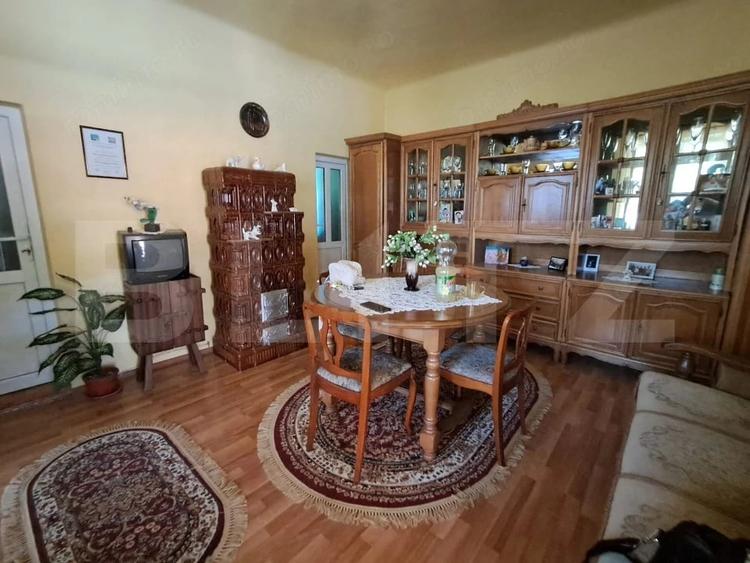 Casă cu 3 camere cu Teren 992 Mp în Porumbeni