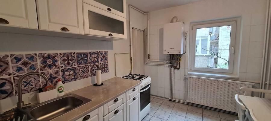 Apartament cu 2 camere semidecomandat în Tineretului