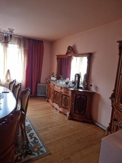 Casă individuală cu 3 camere cu Teren 400 Mp în Gurahonț