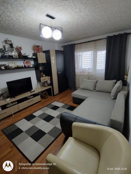 proprietar,vand apartament 2 camere,etaj 1 - 5