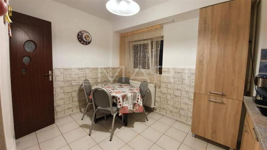 Apartament cu 2 camere semidecomandat în Vasile Aaron