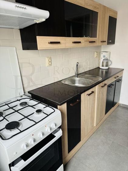 Apartament cu 2 camere decomandat, mobilat în Mărăști
