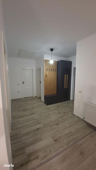 Casă cu 3 camere cu Teren 400 Mp în Săbăreni