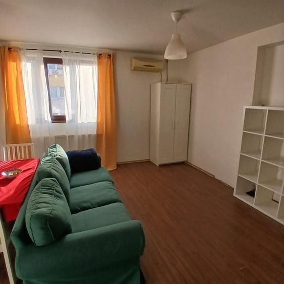 Garsonieră decomandată în Iancului
