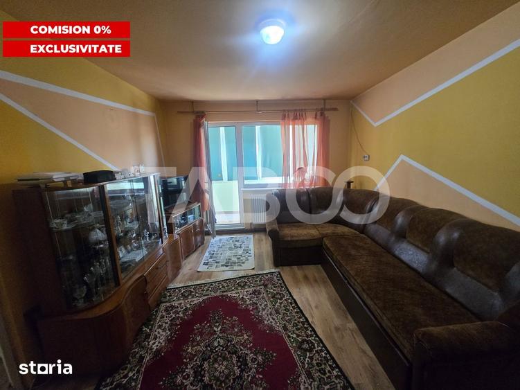 Apartament cu 2 camere semidecomandat, mobilat în Mihai Viteazul