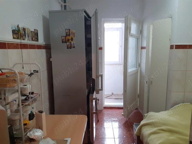 Apartament cu 2 camere decomandat în Radu Negru