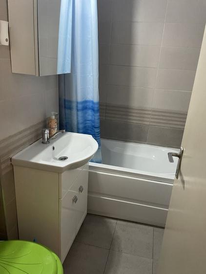 Apartament cu 2 camere decomandat în Exterior Vest