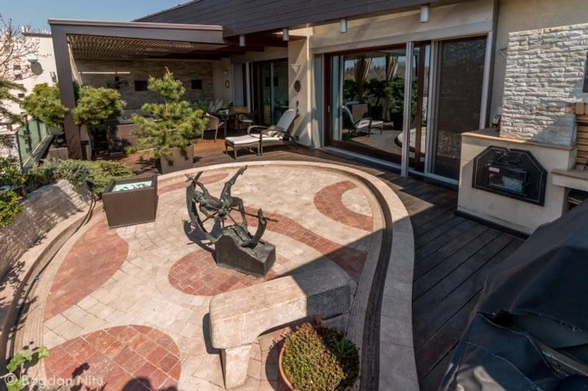 Penthouse cu 6 camere decomandat în Herăstrău