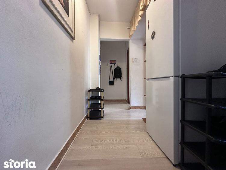 Apartament cu 3 camere în Micro 4