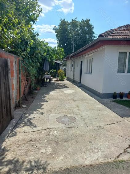 Casă cu 3 camere cu Teren 288 Mp în Central