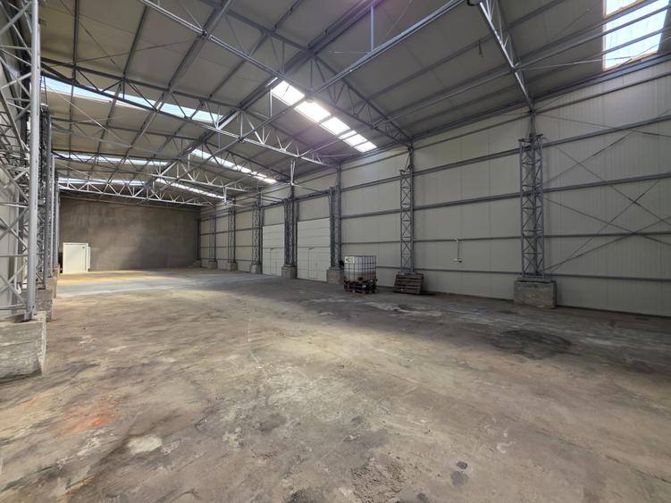 Spațiu industrial, de 450 mp, în Central