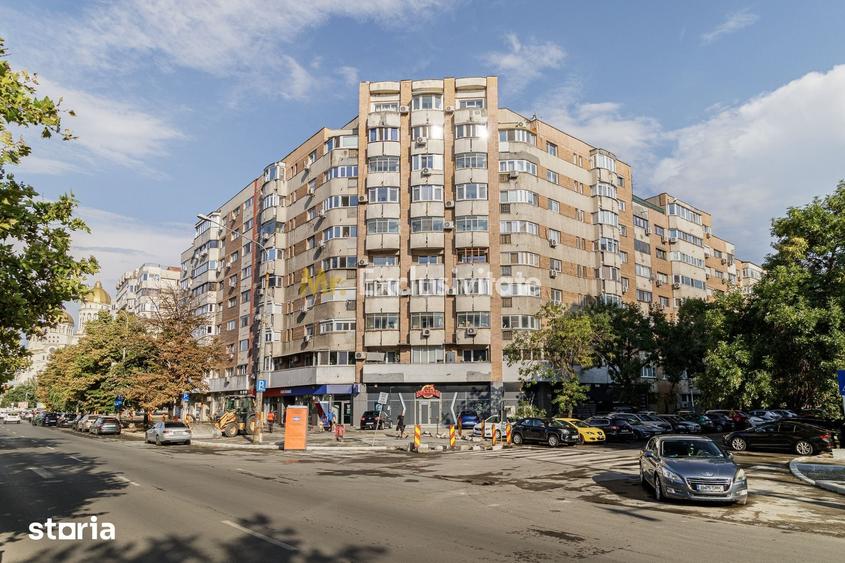 Apartament cu 3 camere decomandat în 13 Septembrie