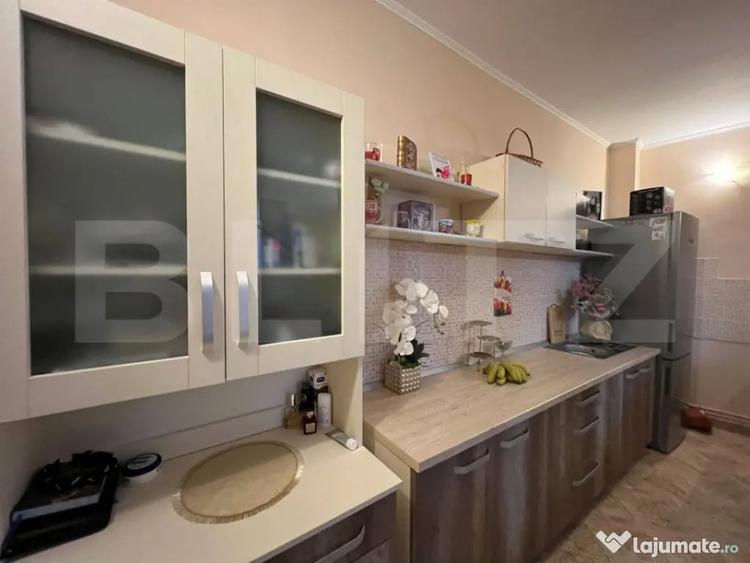 Casă cu 6 camere cu Teren 345 Mp în Titulescu