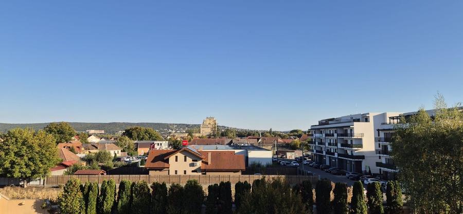 Casă individuală cu 10 camere cu Canalizare în Unirii