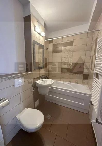 Apartament cu 3 camere semidecomandat în Zorilor