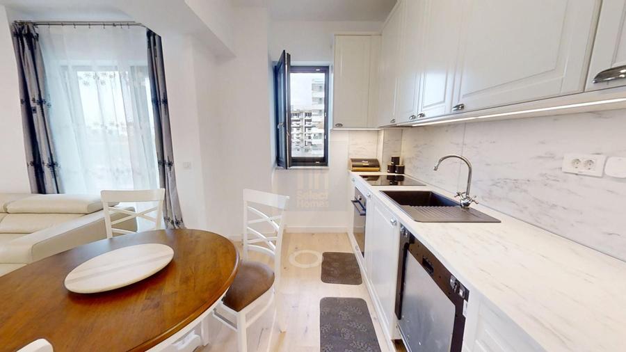 Apartament cu 4 camere decomandat, mobilat în Pipera