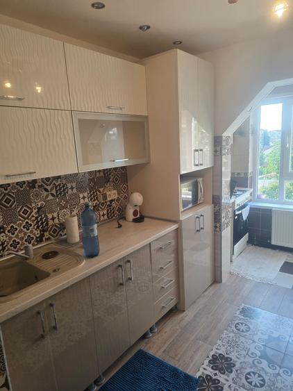 Apartament cu 2 camere decomandat în Aradului