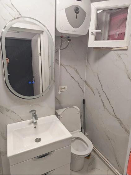 Garsonieră decomandată în Central