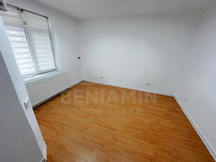 Casă cu 2 camere cu Teren 65 Mp în Gării