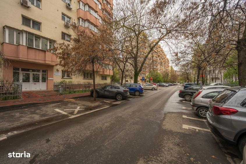 Garsonieră decomandată în Nerva Traian