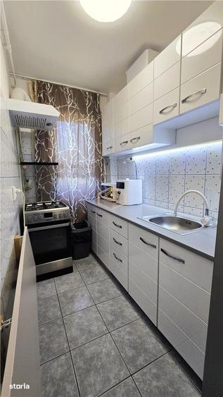 Etaj I | Apartament cu 2 camere si balcon | Botizului - 12