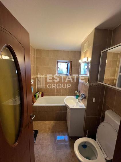 Apartament cu 3 camere decomandat, mobilat în Mircea cel Bătrân