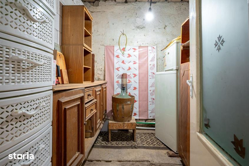 Casă cu 2 camere cu Teren 931 Mp în Șinca