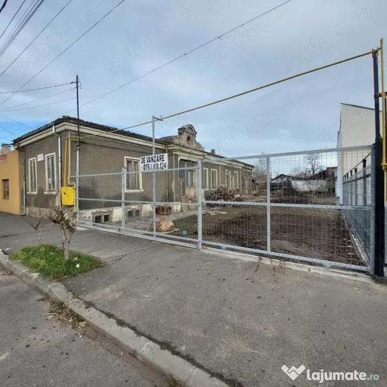 Teren de 600 mp, în Central