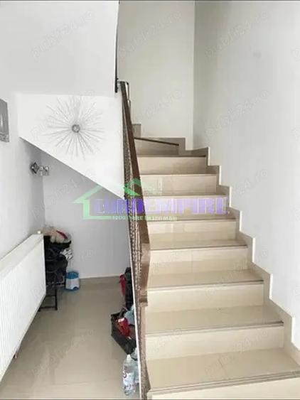 Casă cu 4 camere cu Teren 450 Mp în Lumina