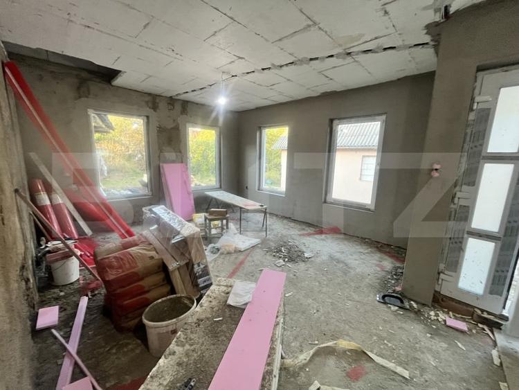 Casă individuală cu 4 camere cu Canalizare în Exterior Nord