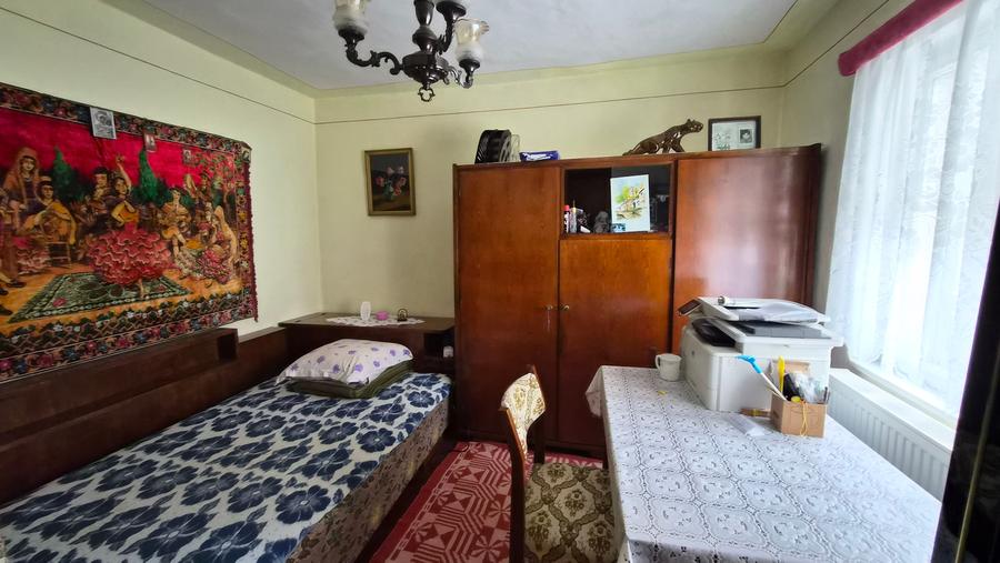 Casă individuală cu 3 camere cu Canalizare în Faleza Nord