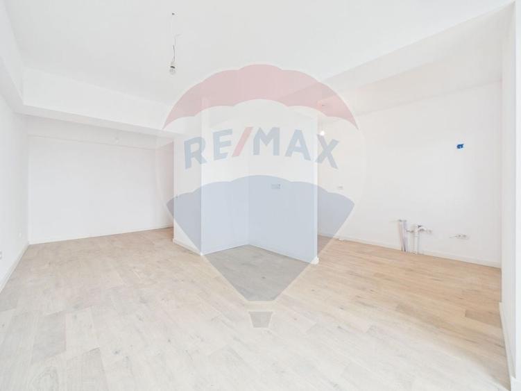 Apartament cu 2 camere decomandat în Pipera