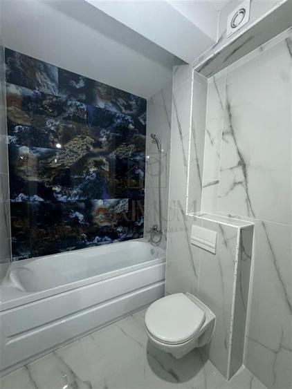 Apartament cu 3 camere decomandat în Dumbrăvița