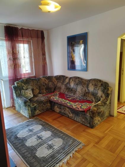 Apartament cu 2 camere semidecomandat în Exterior Vest