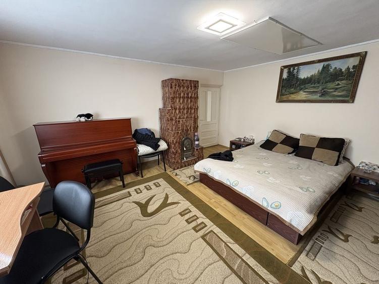 Casă cu 4 camere în Radovanu