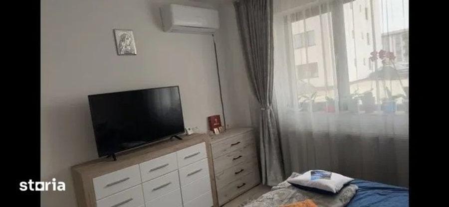 Apartament cu 2 camere decomandat în Pielești
