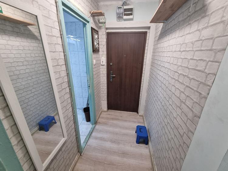 Apartament cu 2 camere semidecomandat, mobilat în Groapa